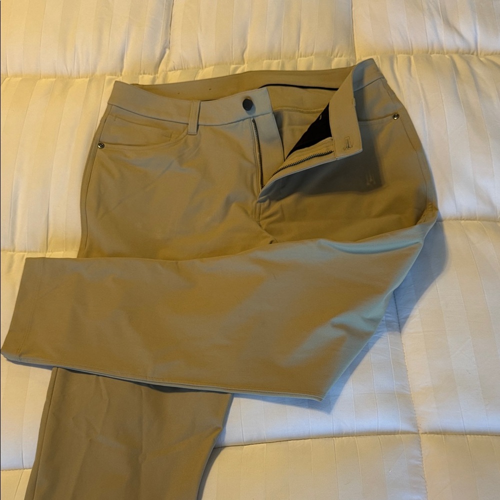 lululemon athletica Men's Light Tan Chinos